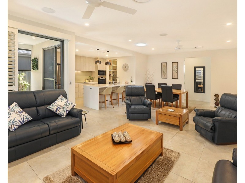 93/596 David Low Way, Pacific Paradise QLD 4564