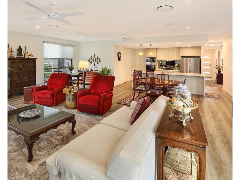 98/596 David Low Way, Pacific Paradise QLD 4564