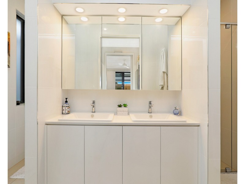 42/596 David Low Way, Pacific Paradise QLD 4564
