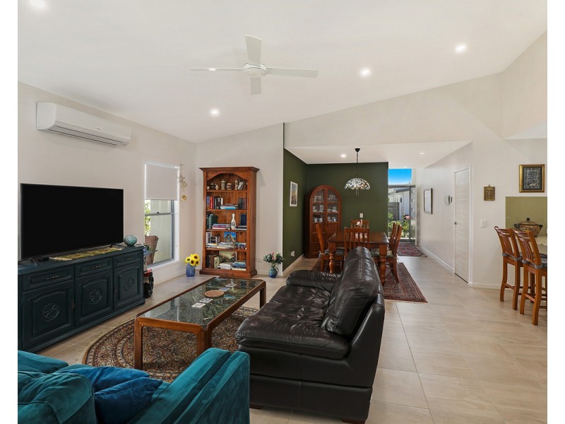 164/25 Owen Creek Road, Forest Glen QLD 4556