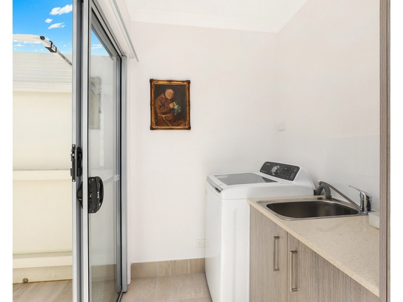 164/25 Owen Creek Road, Forest Glen QLD 4556