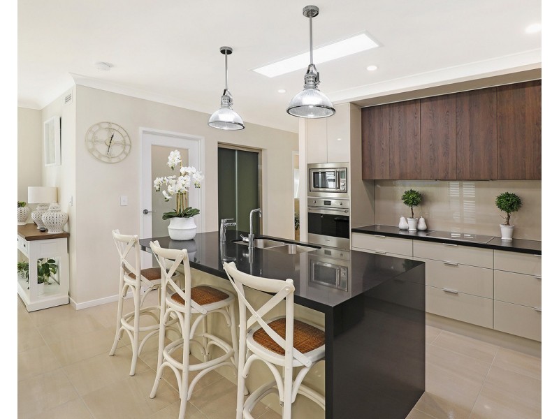 213/96 Village Way, Little Mountain QLD 4551