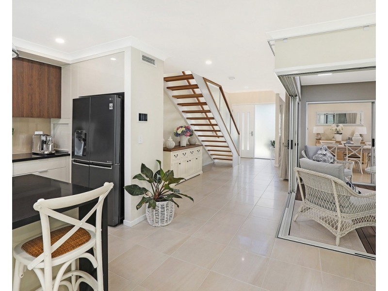 213/96 Village Way, Little Mountain QLD 4551