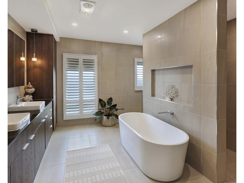 213/96 Village Way, Little Mountain QLD 4551