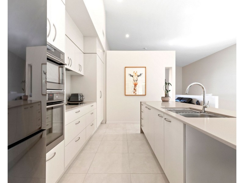 180/1 Halcyon Way, Bli Bli QLD 4560