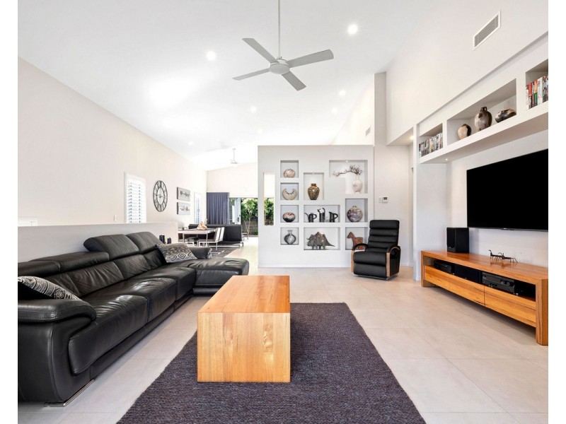 180/1 Halcyon Way, Bli Bli QLD 4560