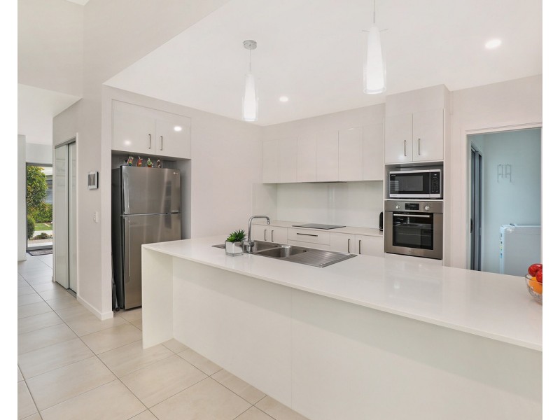 163/25 Owen Creek Road, Forest Glen QLD 4556