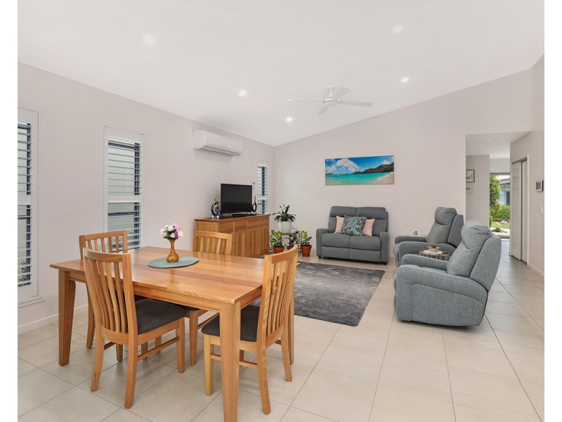 163/25 Owen Creek Road, Forest Glen QLD 4556