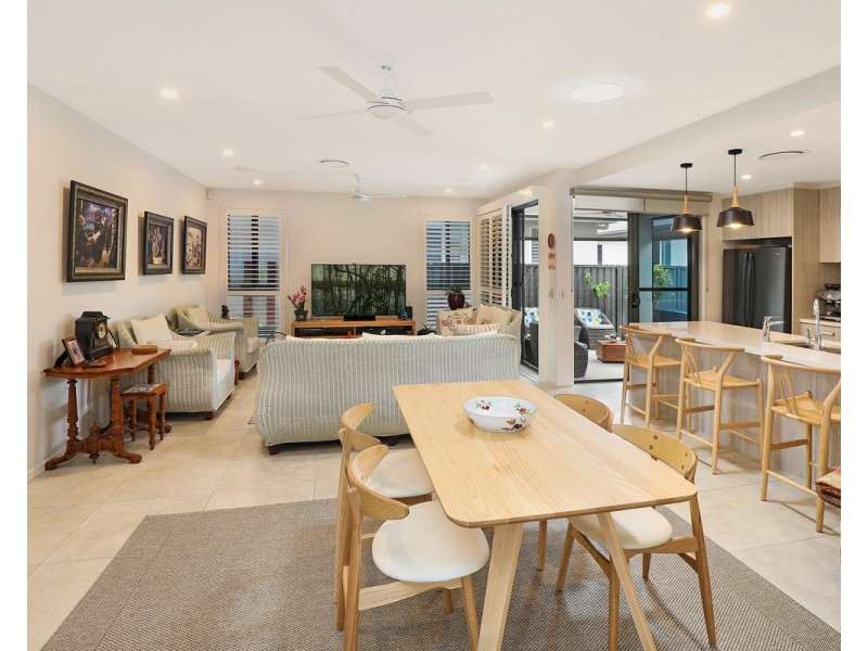 93/596 David Low Way, Pacific Paradise QLD 4564