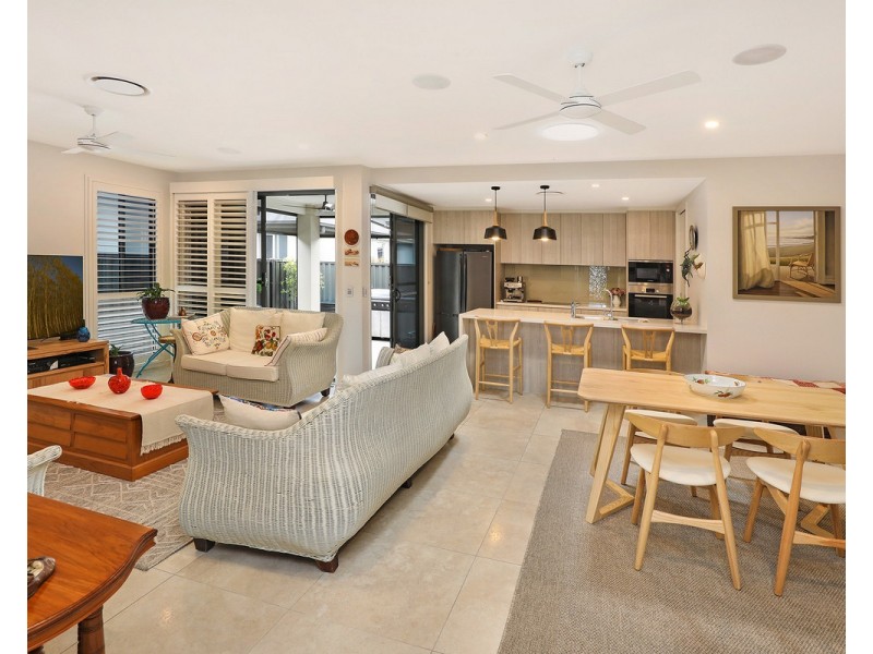 93/596 David Low Way, Pacific Paradise QLD 4564