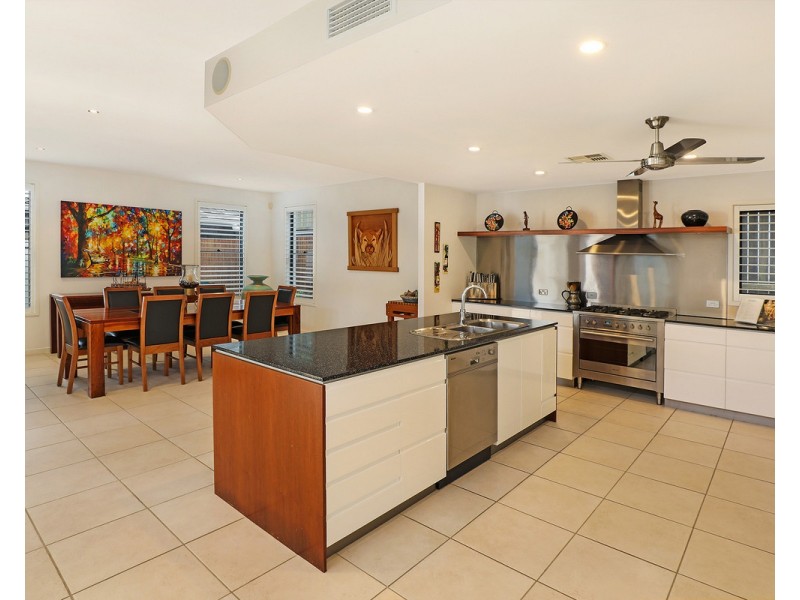 10/115 Peregian Springs Drive, Peregian Springs QLD 4573