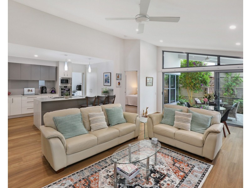 160/25 Owen Creek Road, Forest Glen QLD 4556