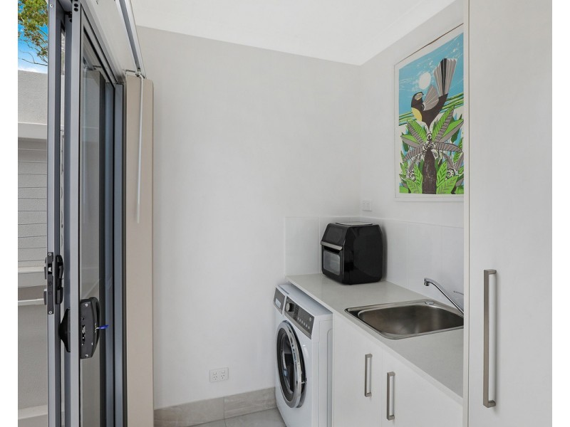 160/25 Owen Creek Road, Forest Glen QLD 4556