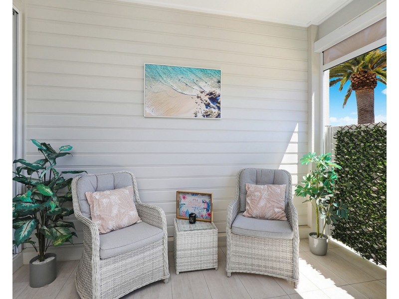 61/40 Menzies Drive, Pacific Paradise QLD 4564