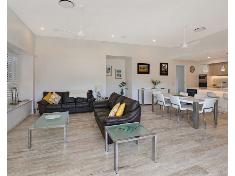 61/40 Menzies Drive, Pacific Paradise QLD 4564