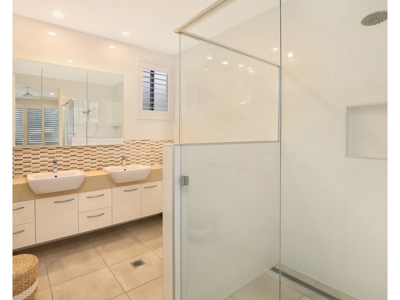 120/1 Halcyon Way, Bli Bli QLD 4560