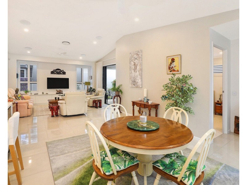 39/40 Menzies Drive, Pacific Paradise QLD 4564