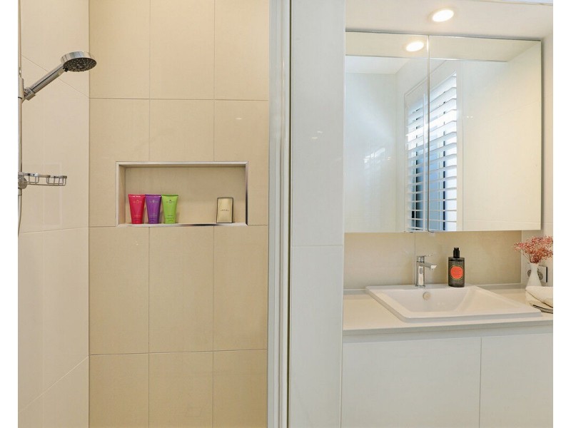 105/596 David Low Way, Pacific Paradise QLD 4564