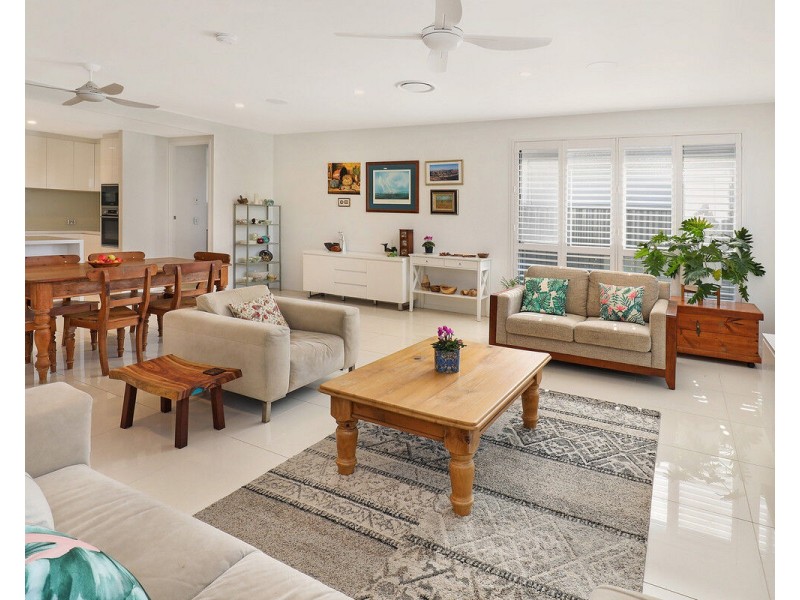 42/596 David Low Way, Pacific Paradise QLD 4564