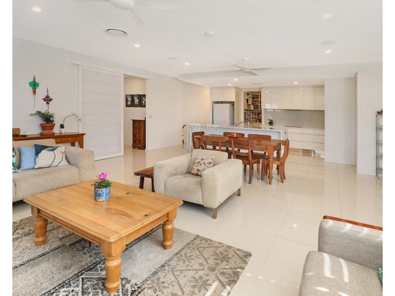 42/596 David Low Way, Pacific Paradise QLD 4564