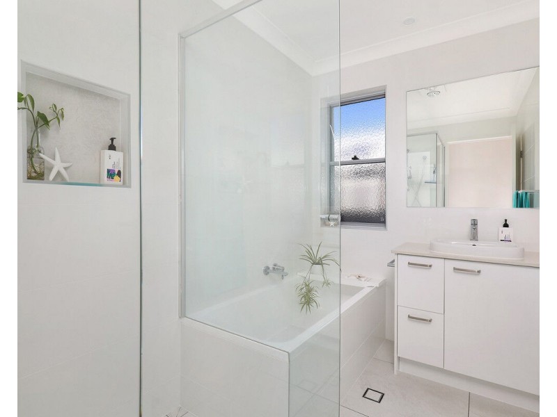 46/15 Dunes Court, Peregian Springs QLD 4573