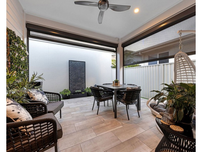 60/40 Menzies Drive, Pacific Paradise QLD 4564