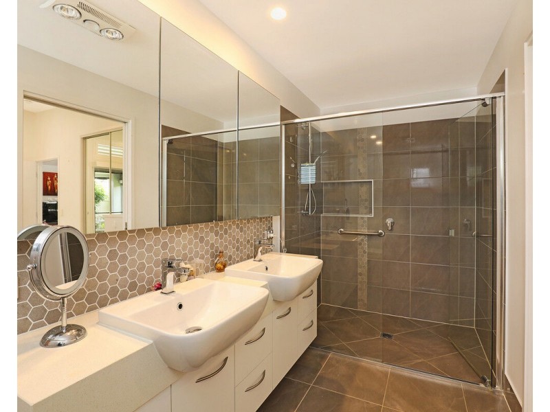 75/1 Halcyon Way, Bli Bli QLD 4560