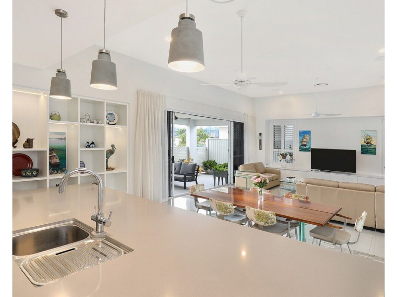 47/40 Menzies Drive, Pacific Paradise QLD 4564