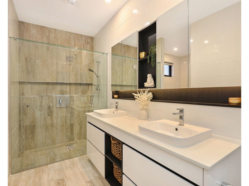 154/40 Menzies Drive, Pacific Paradise QLD 4564