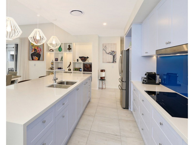 124/40 Menzies Drive, Pacific Paradise QLD 4564