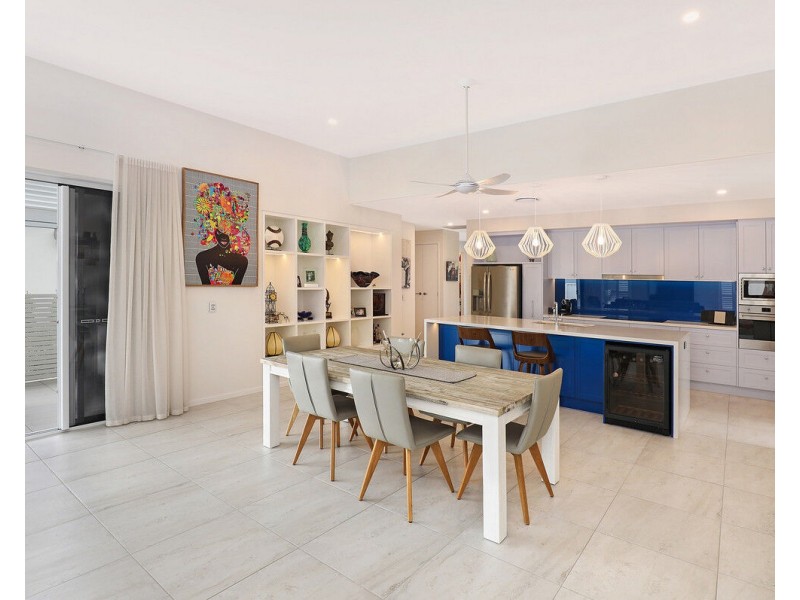 124/40 Menzies Drive, Pacific Paradise QLD 4564