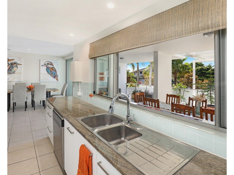 7 Grand Parade, Parrearra QLD 4575