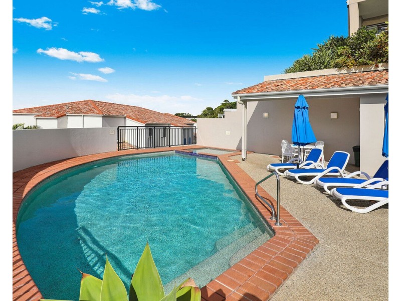 49/9 Bay Terrace, Coolum Beach QLD 4573
