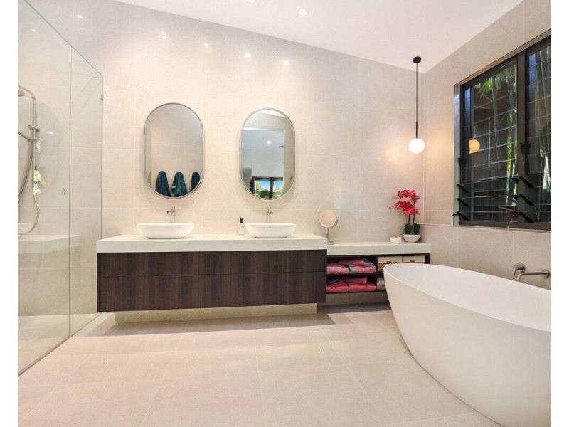 18 Stringybark Road, Buderim QLD 4556