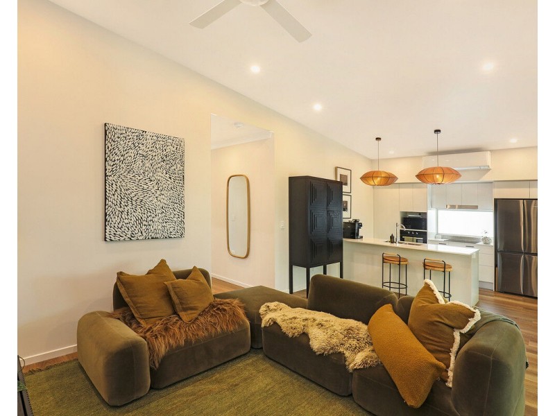 2/12 Sanctuary Street, Yandina QLD 4561