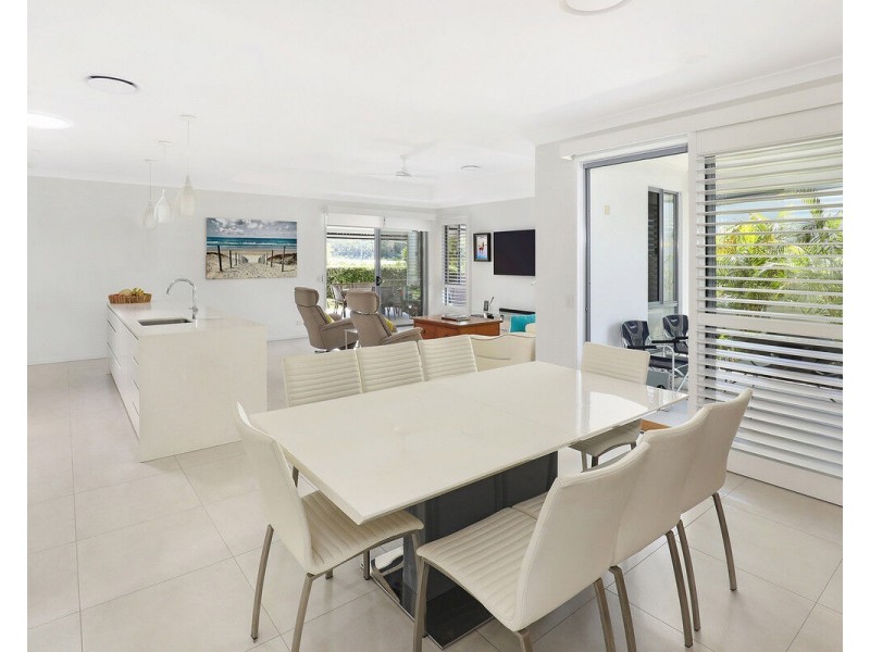 205/1 Halcyon Way, Bli Bli QLD 4560
