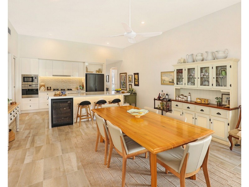 98/40 Menzies Drive, Pacific Paradise QLD 4564