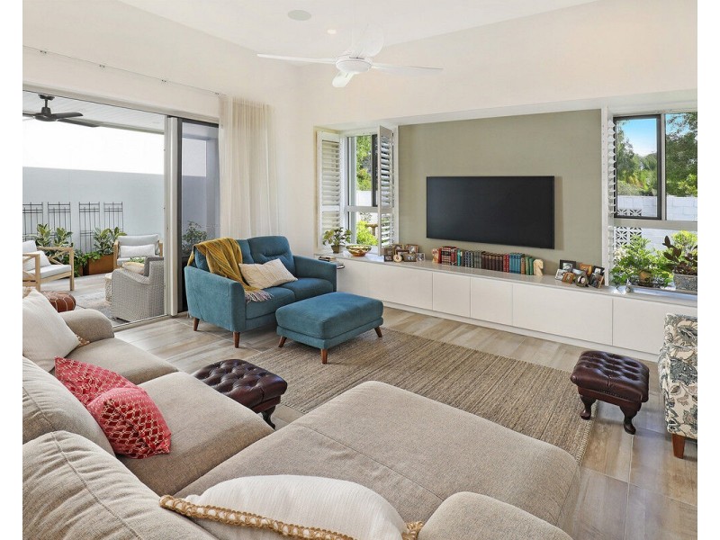 98/40 Menzies Drive, Pacific Paradise QLD 4564