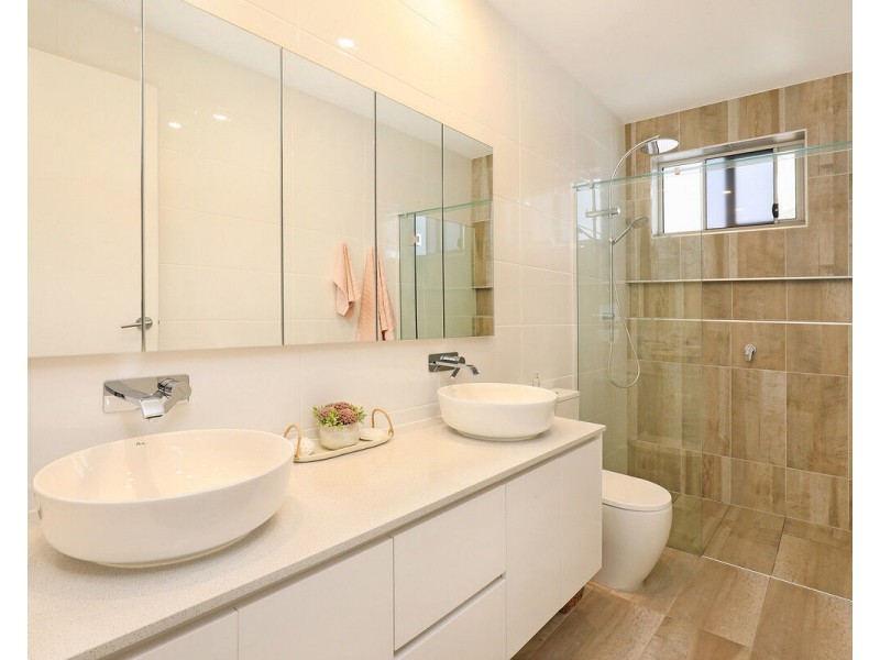 98/40 Menzies Drive, Pacific Paradise QLD 4564