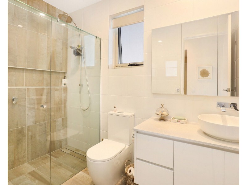 98/40 Menzies Drive, Pacific Paradise QLD 4564