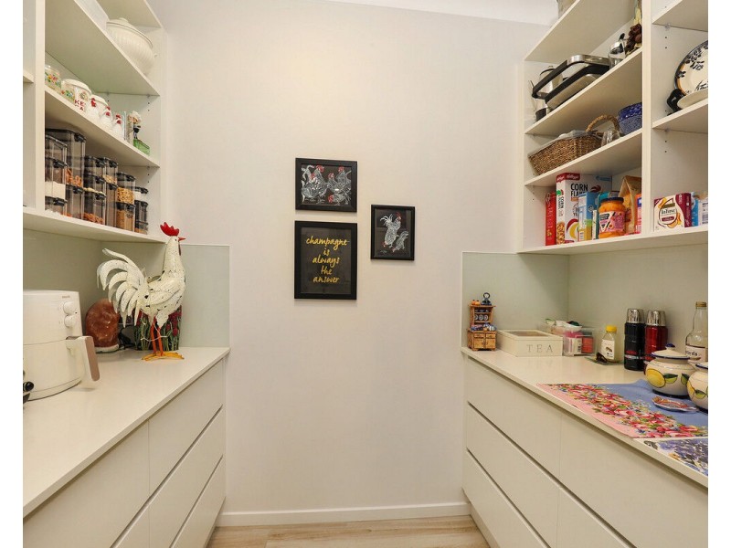 90/40 Menzies Drive, Pacific Paradise QLD 4564