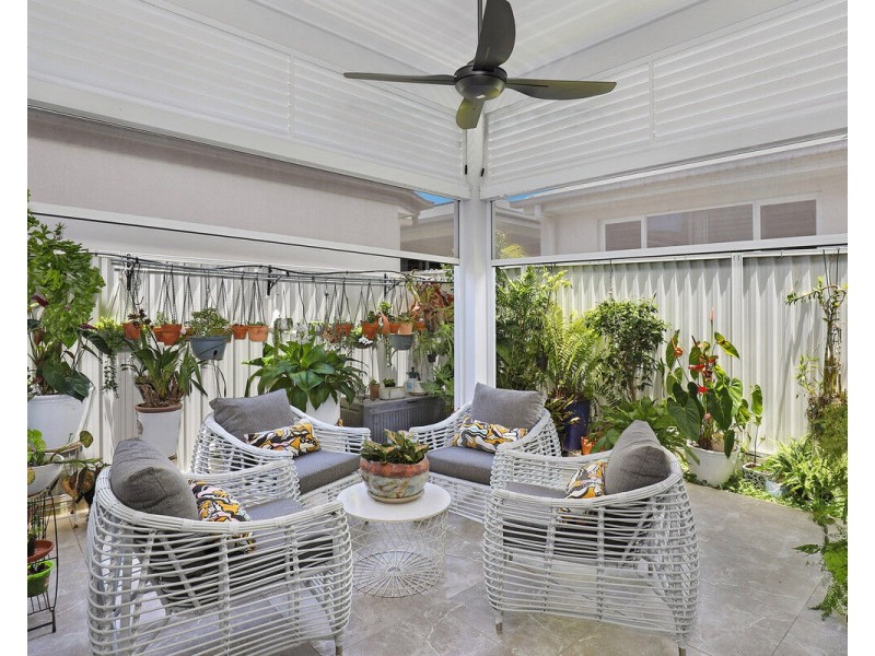 90/40 Menzies Drive, Pacific Paradise QLD 4564