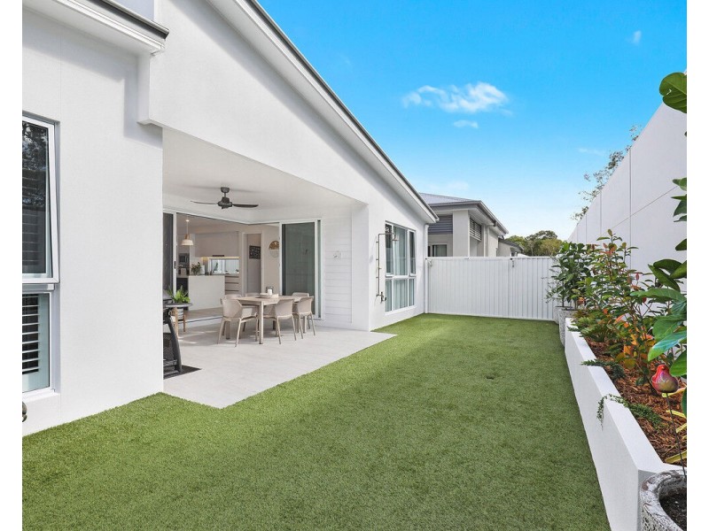 210/40 Menzies Drive, Pacific Paradise QLD 4564