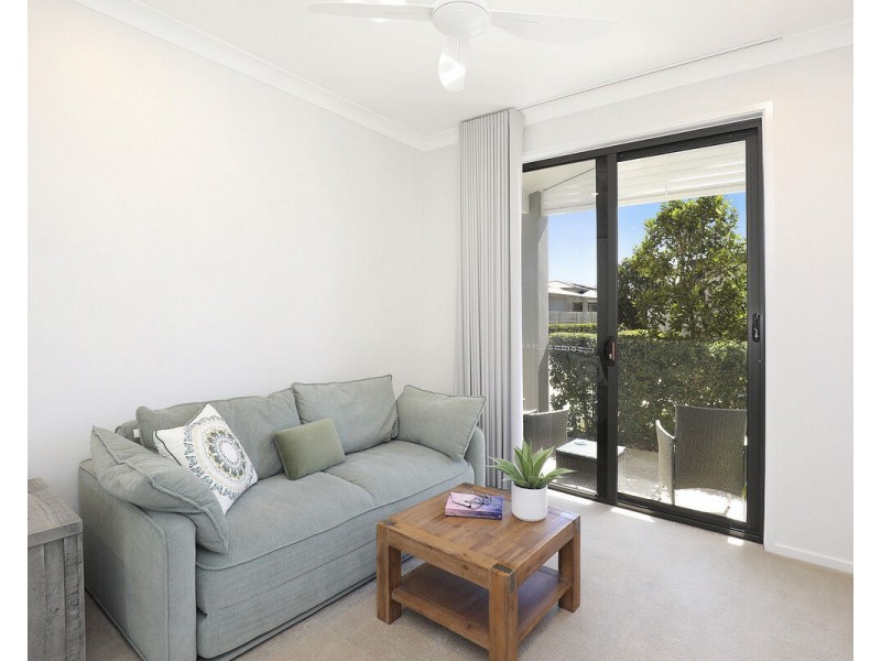 52/40 Menzies Drive, Pacific Paradise QLD 4564