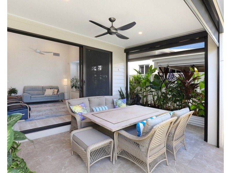 52/40 Menzies Drive, Pacific Paradise QLD 4564