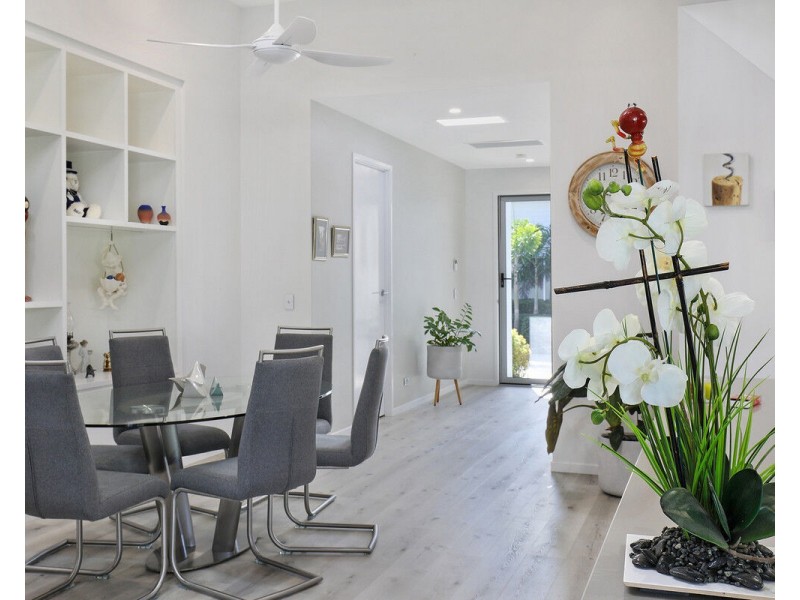 93/40 Menzies Drive, Pacific Paradise QLD 4564