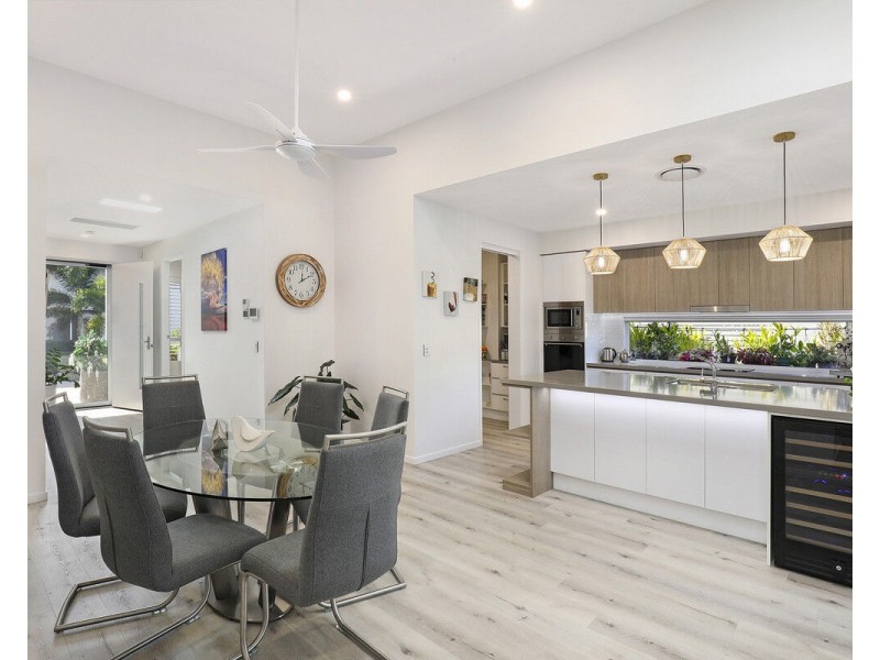 93/40 Menzies Drive, Pacific Paradise QLD 4564