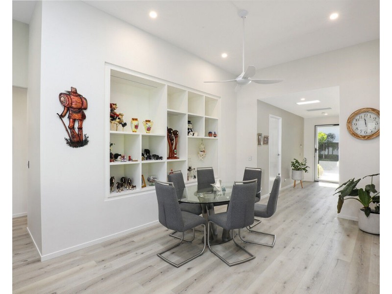 93/40 Menzies Drive, Pacific Paradise QLD 4564