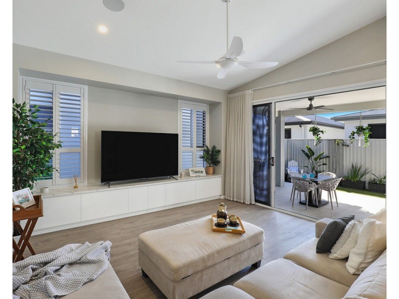 137/40 Menzies Drive, Pacific Paradise QLD 4564