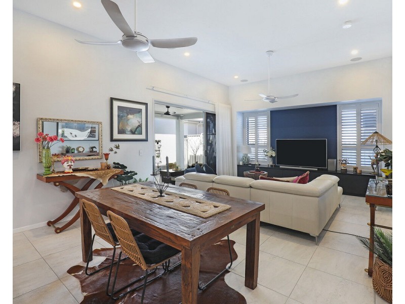 197/40 Menzies Drive, Pacific Paradise QLD 4564